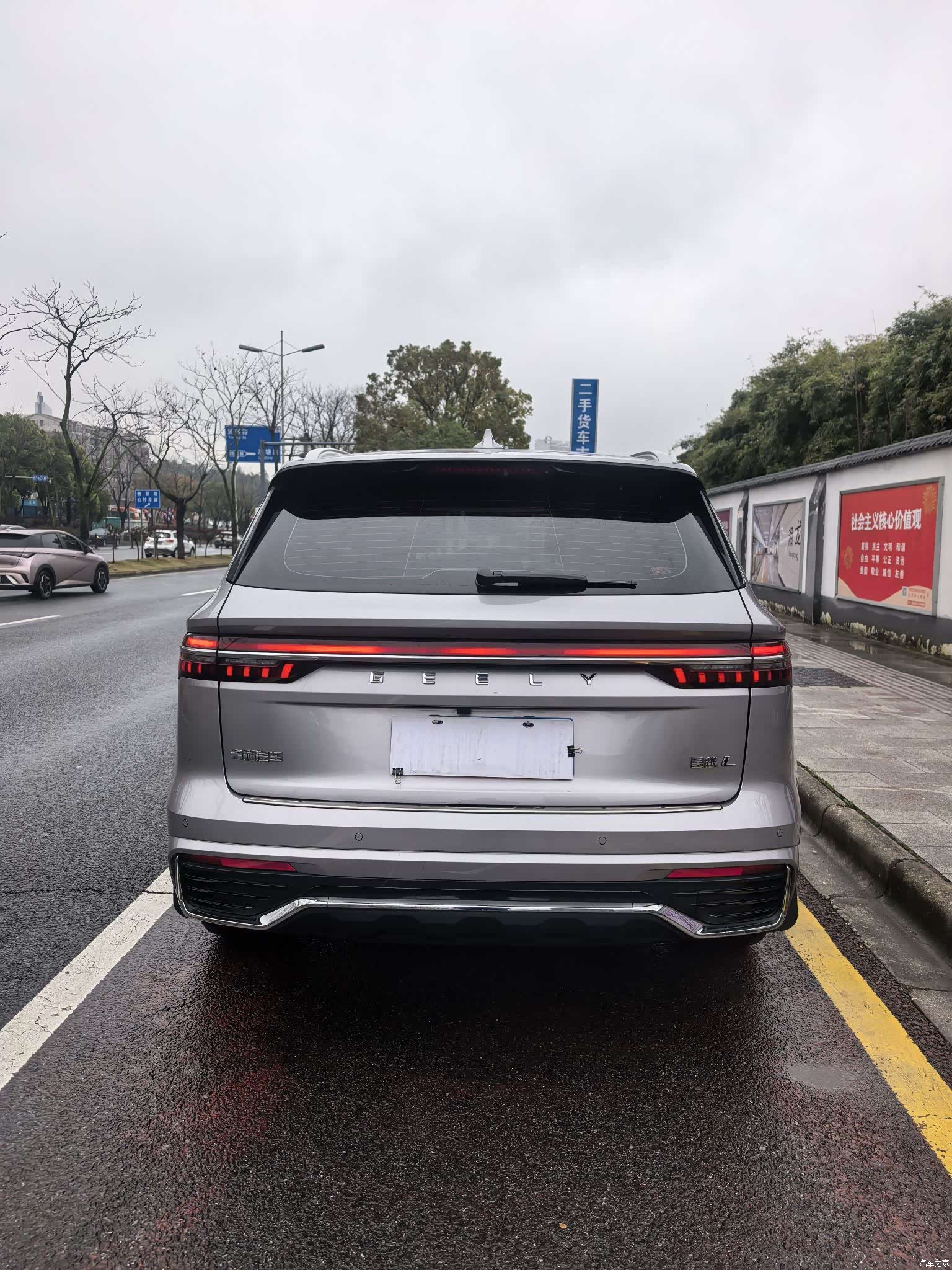 Geely Xingyue L, 2022 все фото