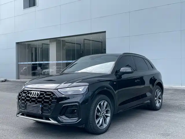 Audi Q5L 2023 — купить из Китая под заказ