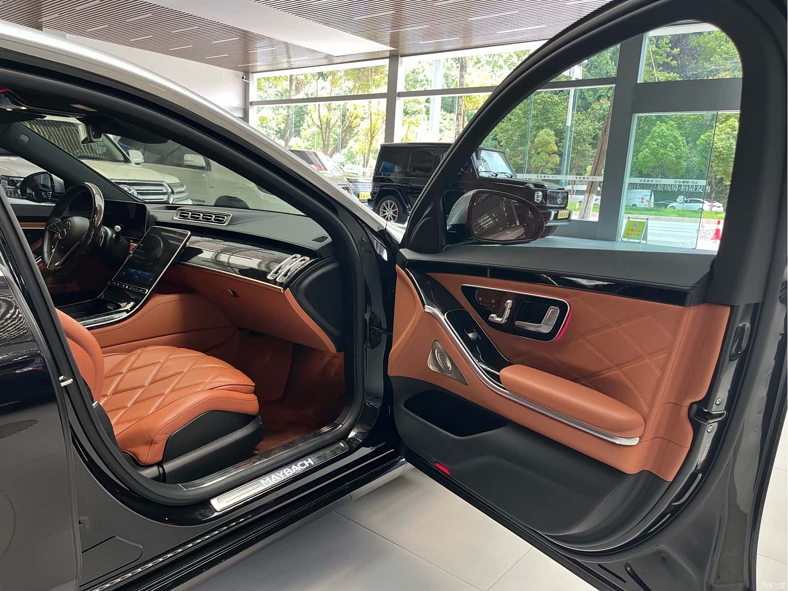 Maybach S-Class, 2023 11