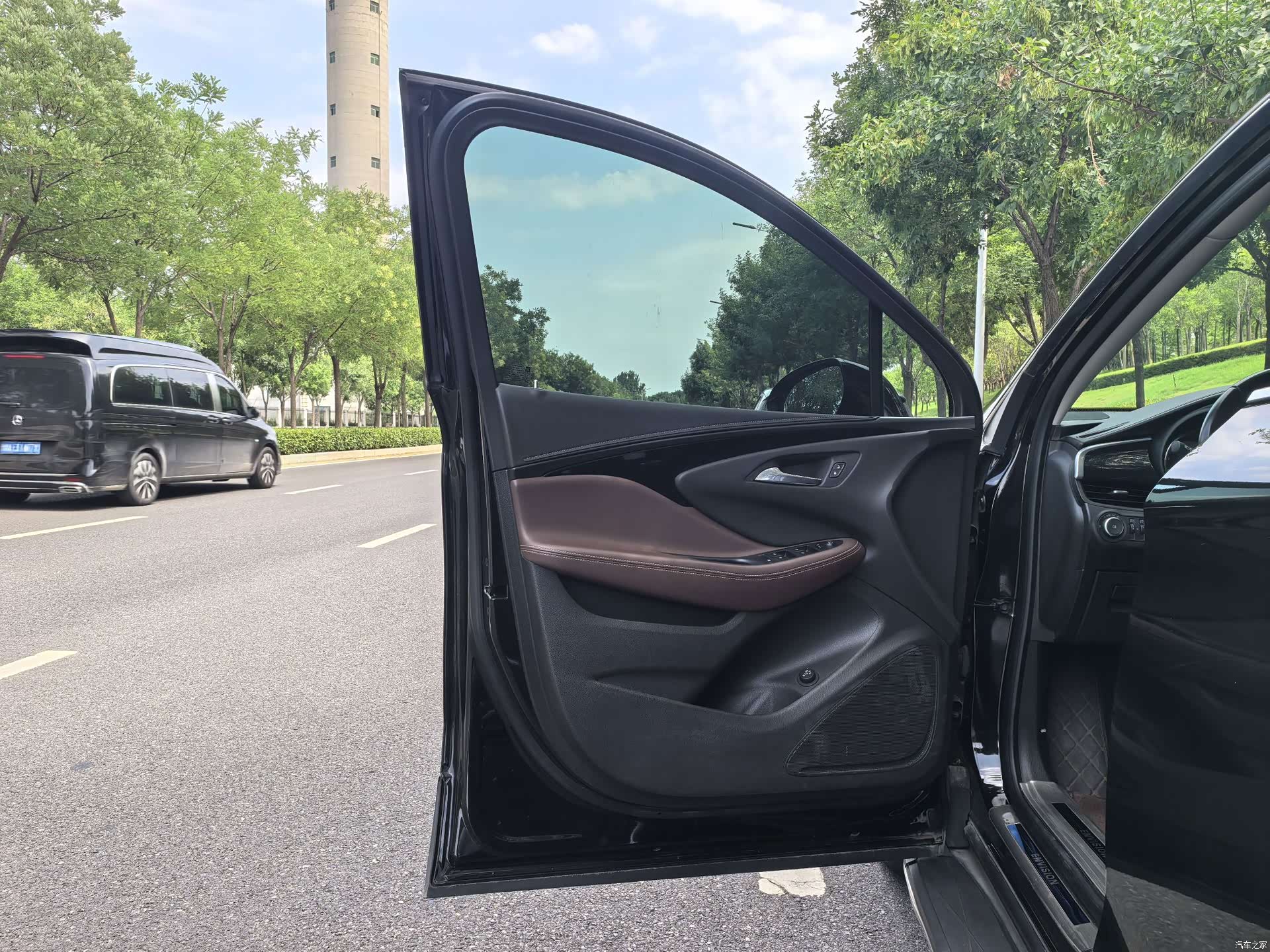 Buick Envision Plus, 2020 10