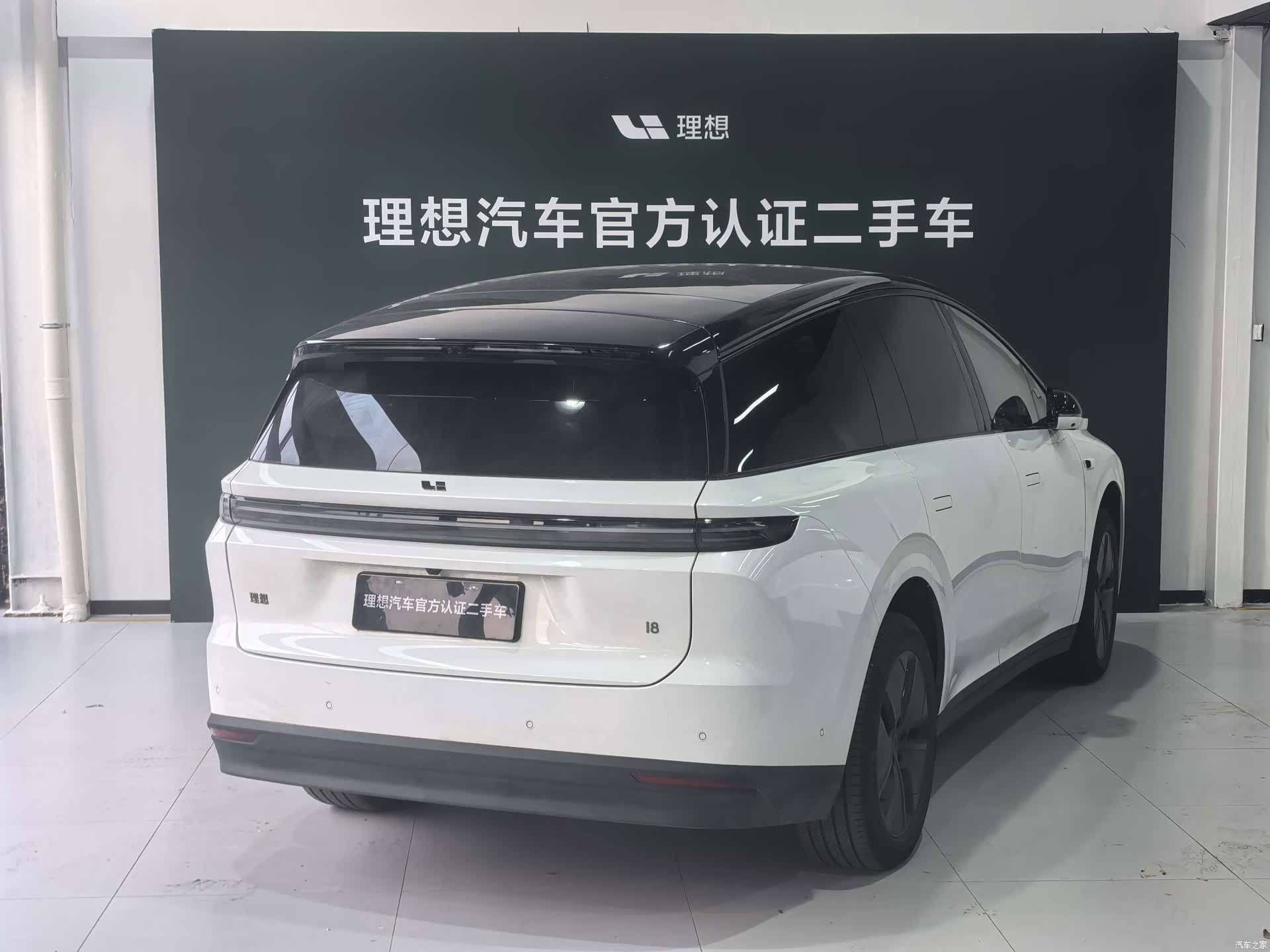 Li Auto i8, 2025 3