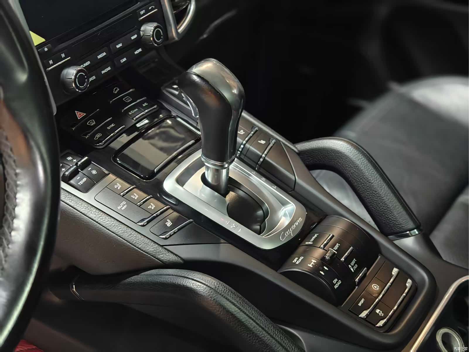 Porsche Cayenne, 2017 11