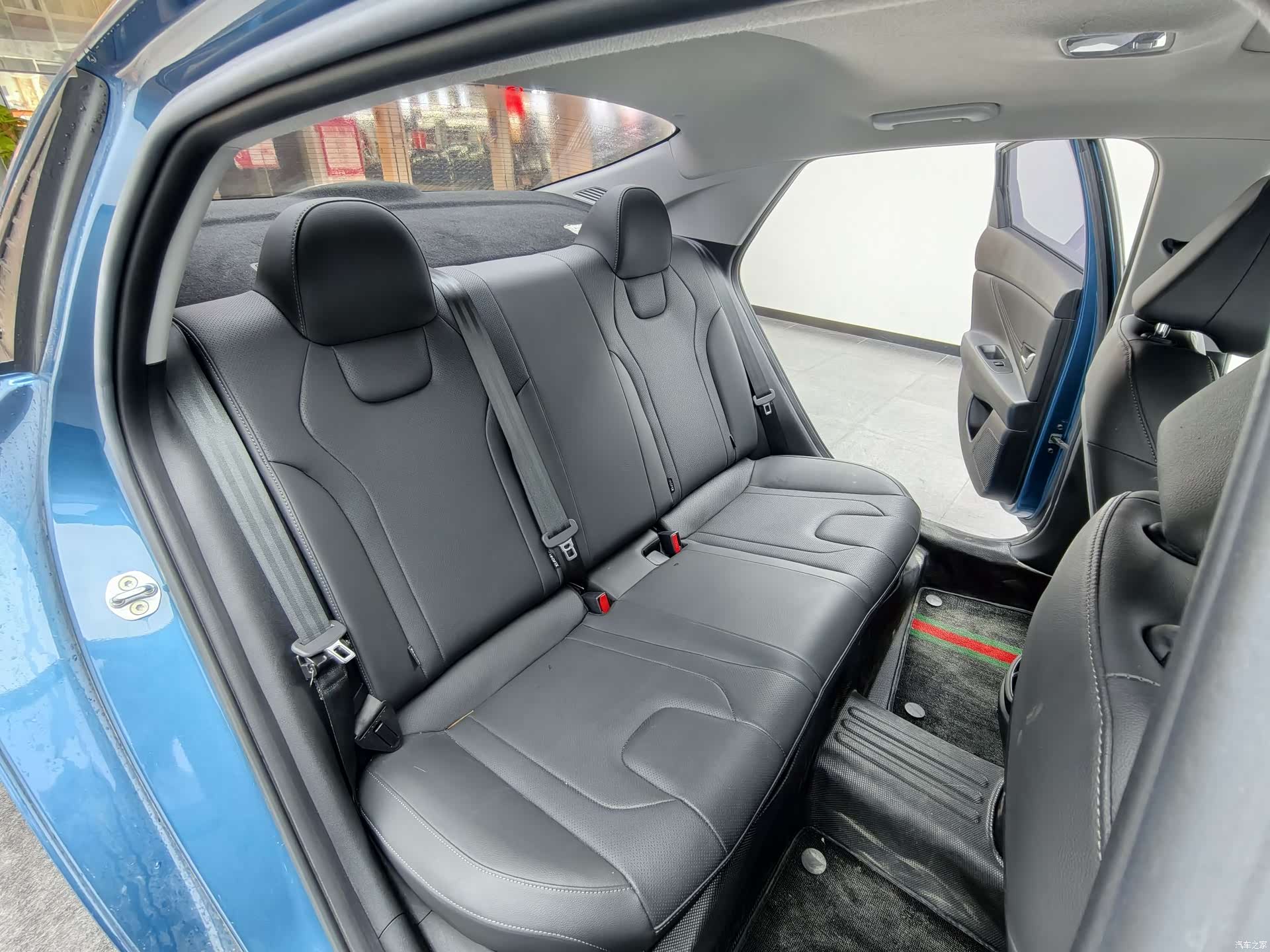 Hyundai Elantra, 2022 16