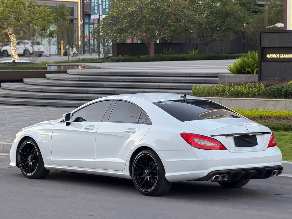 Mercedes-Benz CLS
