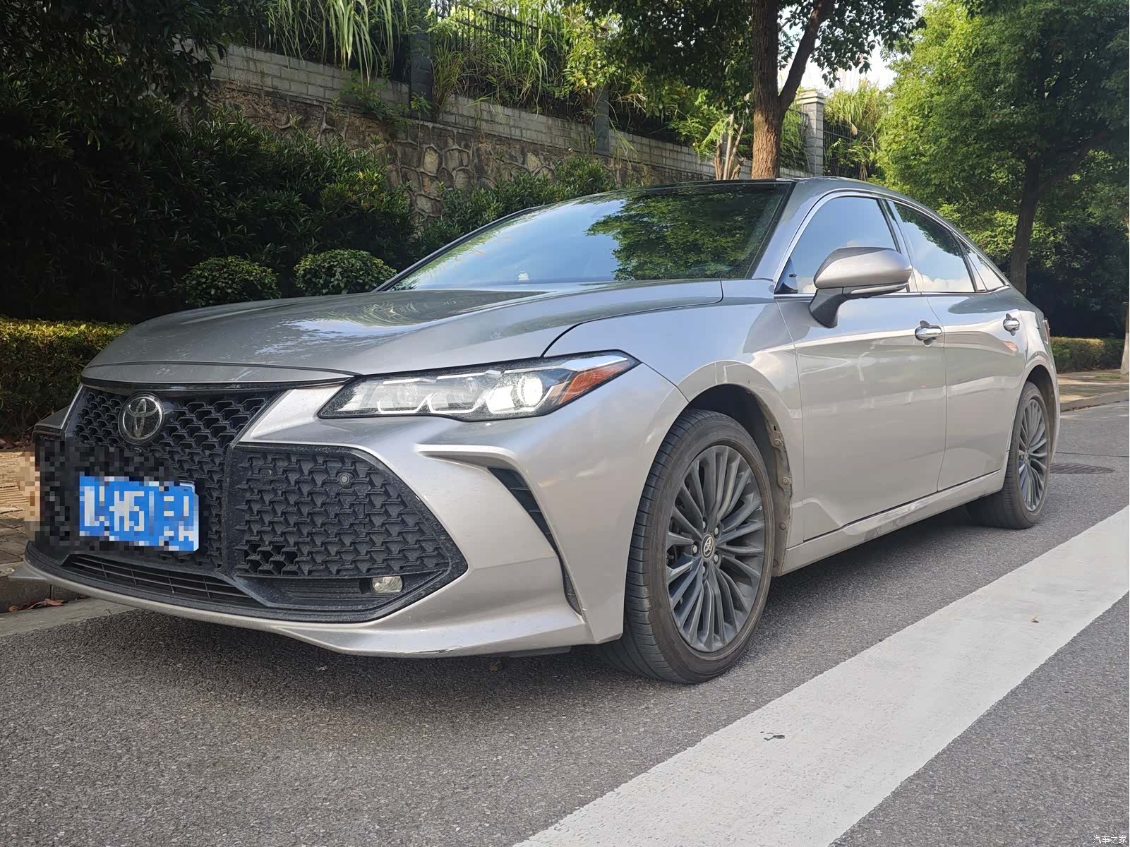 Toyota Avalon, 2019 1