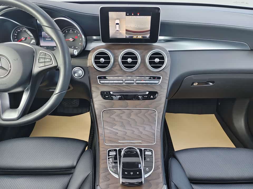 Mercedes-Benz GLC Mercedes-Benz GLC