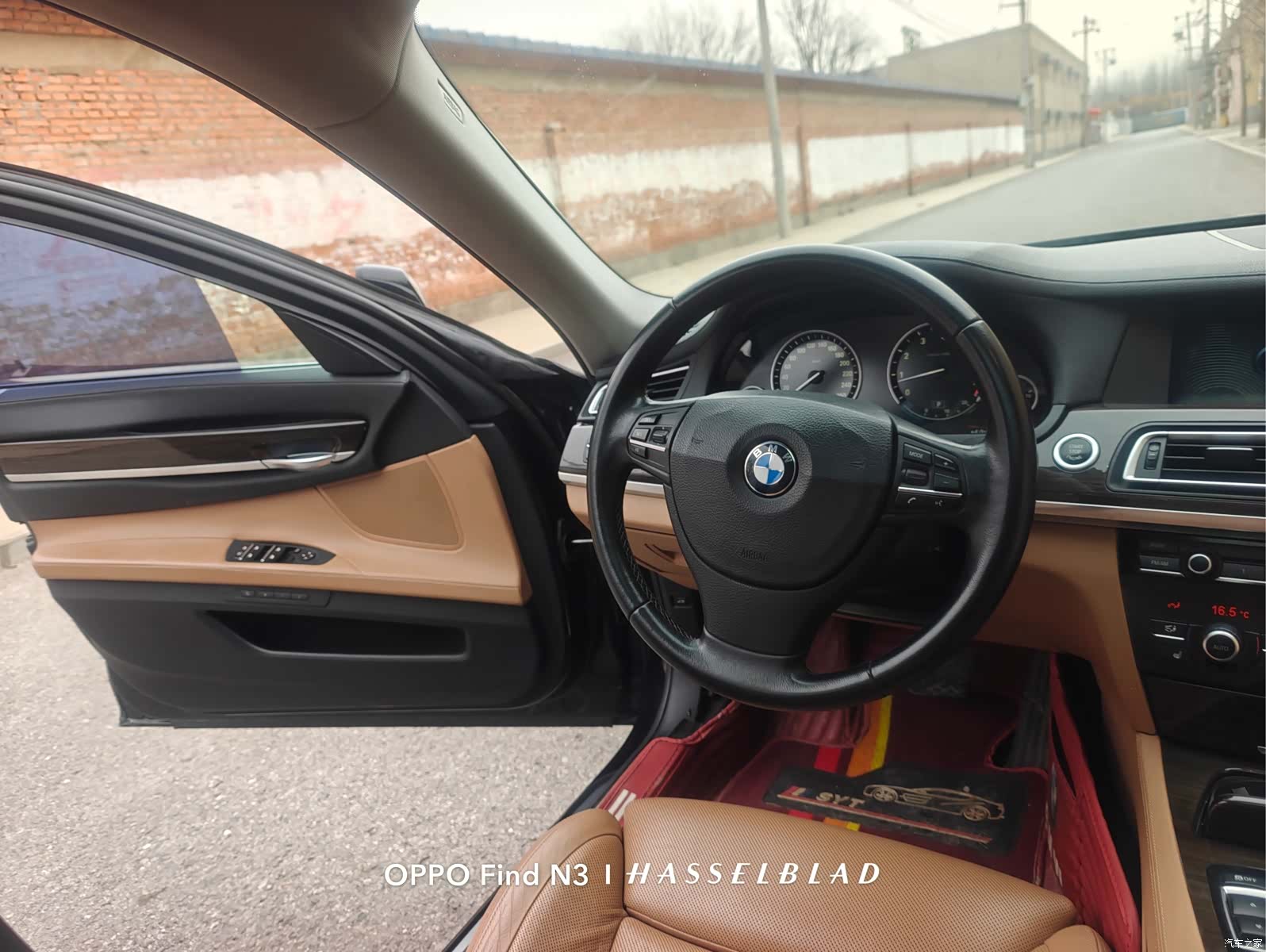 BMW 7 Series, 2012 11
