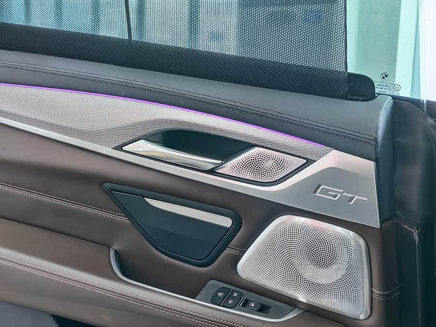 BMW 6 Series GT 2018, фото 11