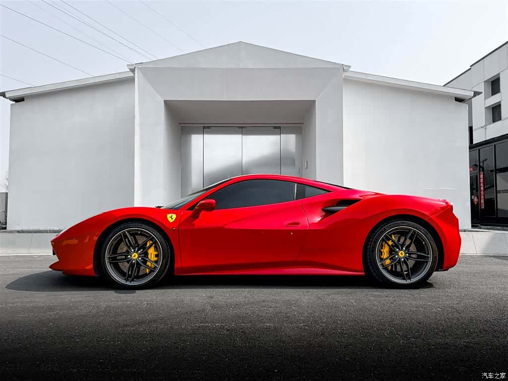 Ferrari 488, 2017 все фото