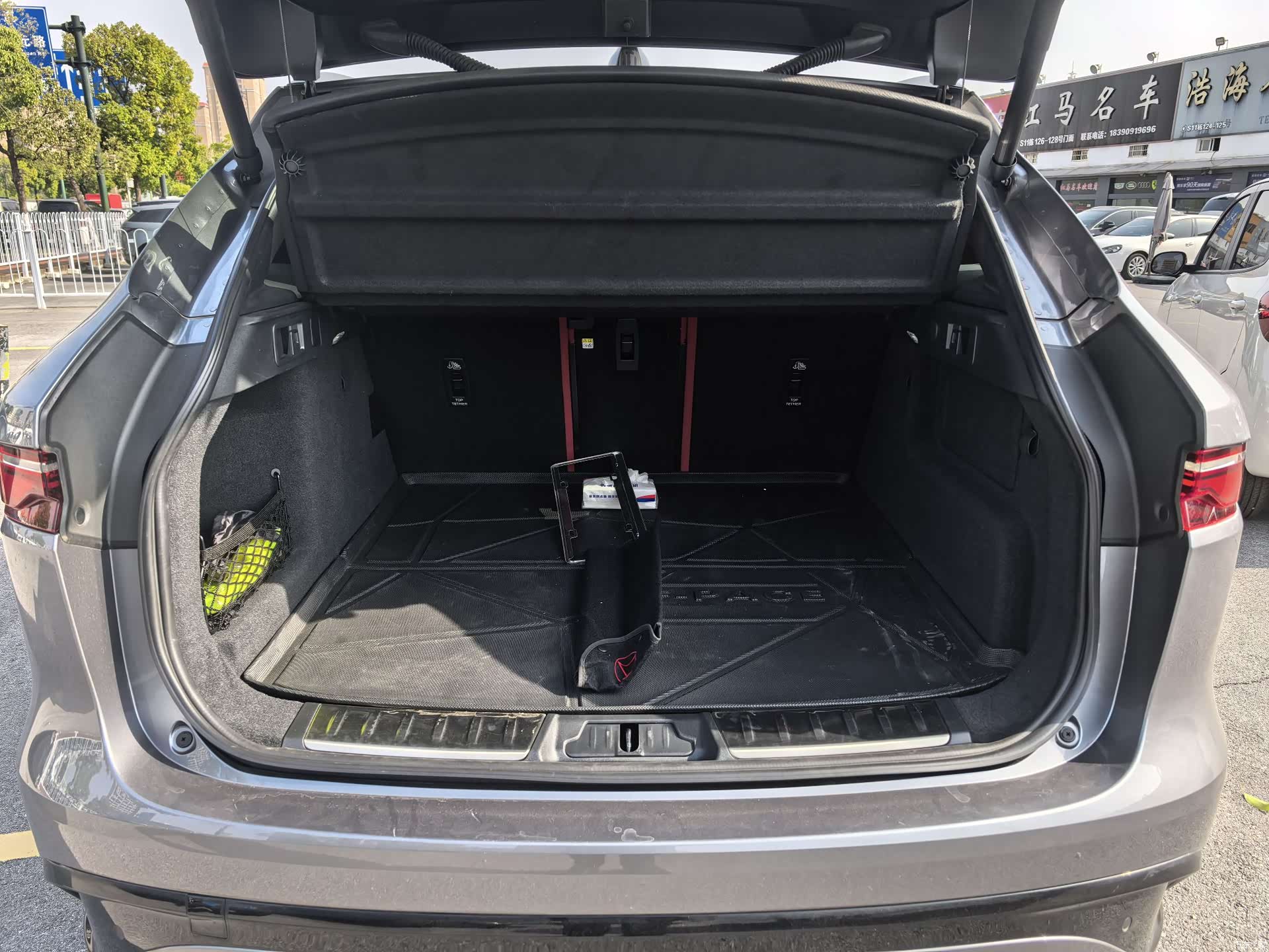 Jaguar F-PACE, 2024 16