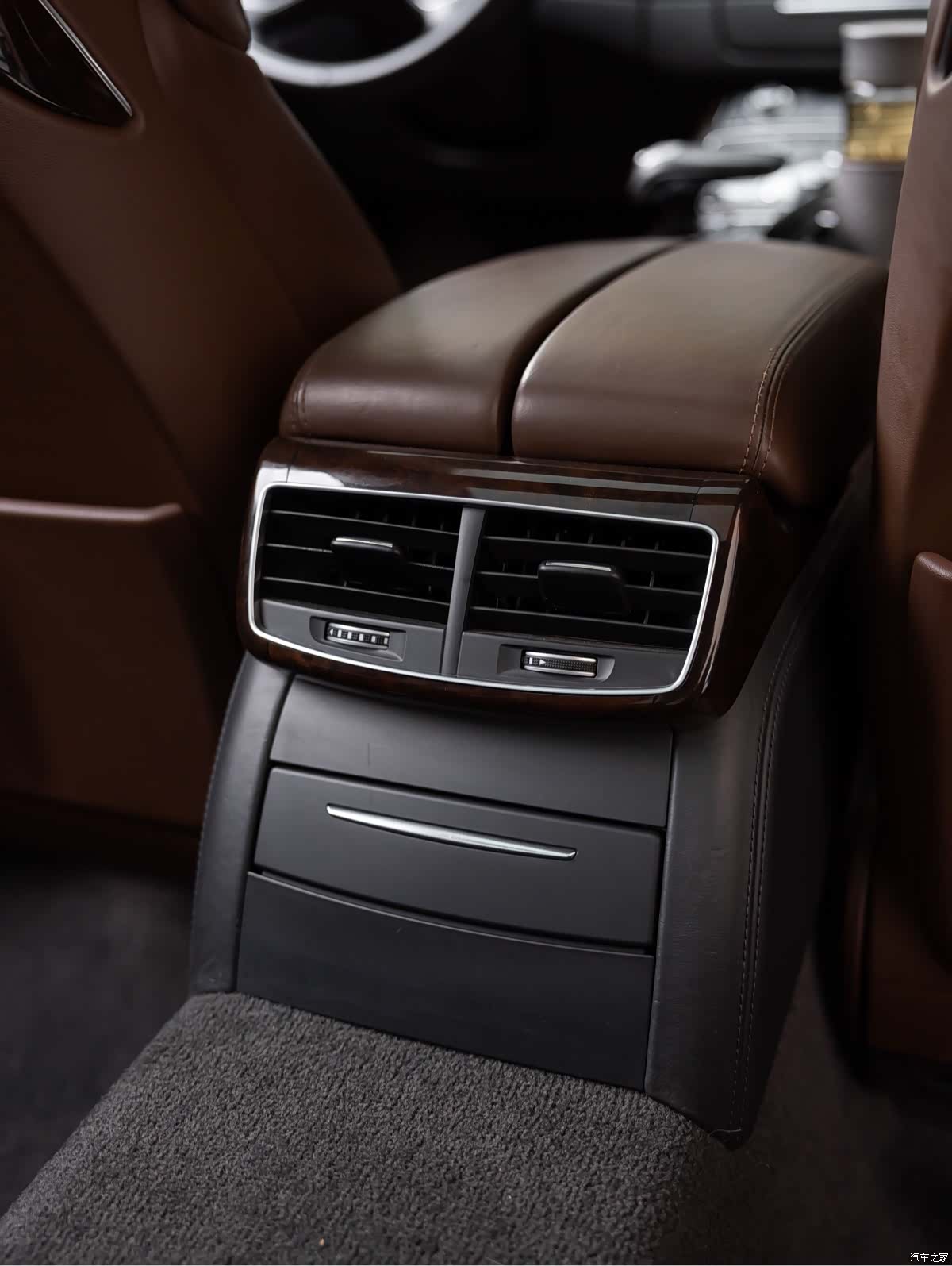 Audi A8L, 2017 15