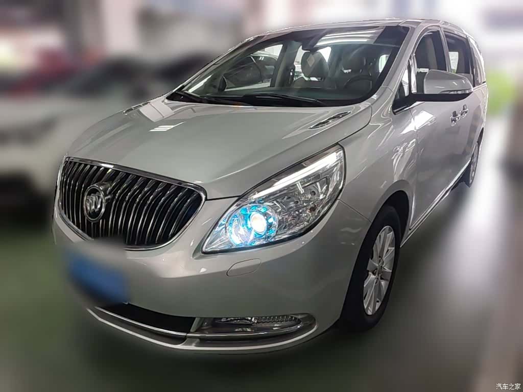 Buick GL8, 2016 3
