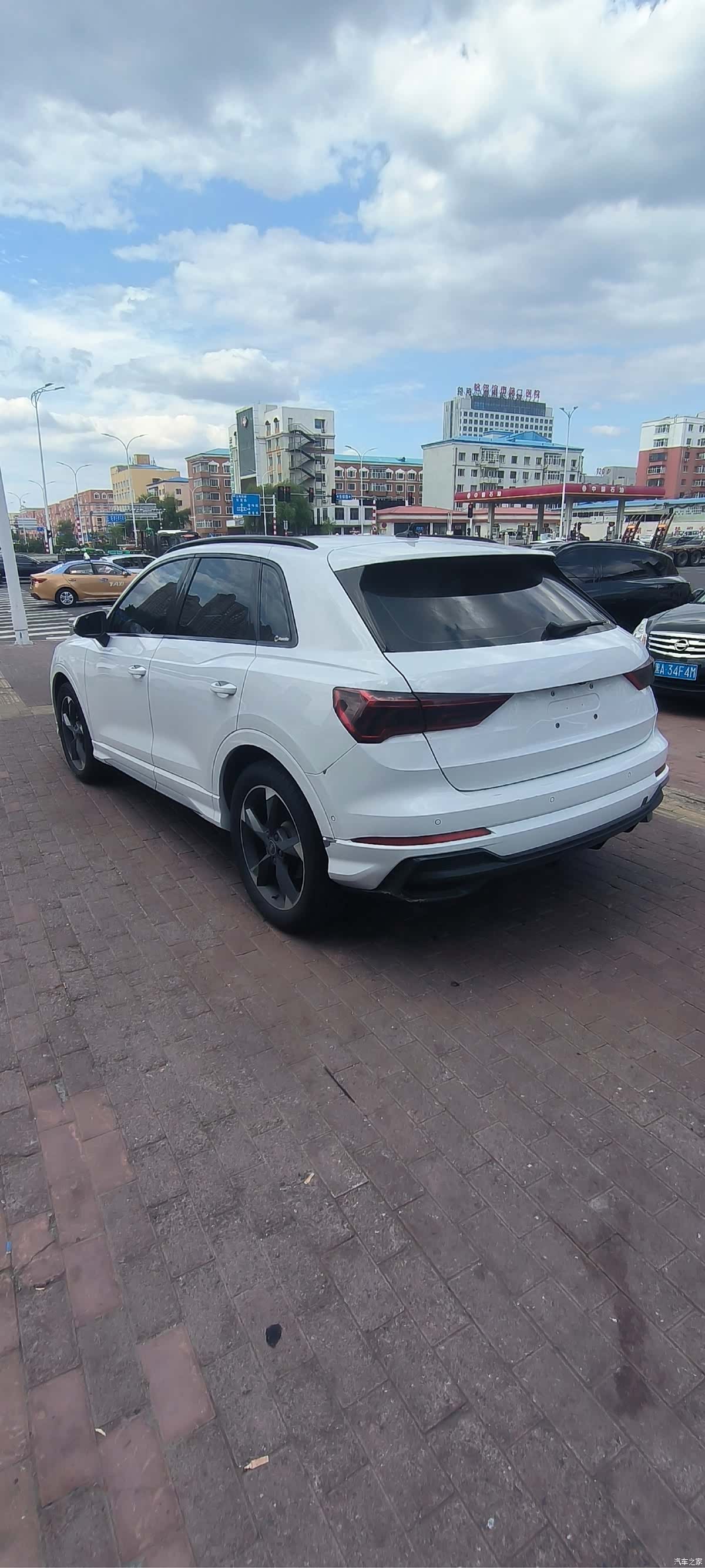 Audi Q3, 2022 12