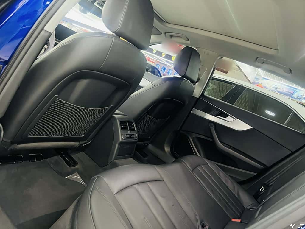 Audi A4L, 2019 22