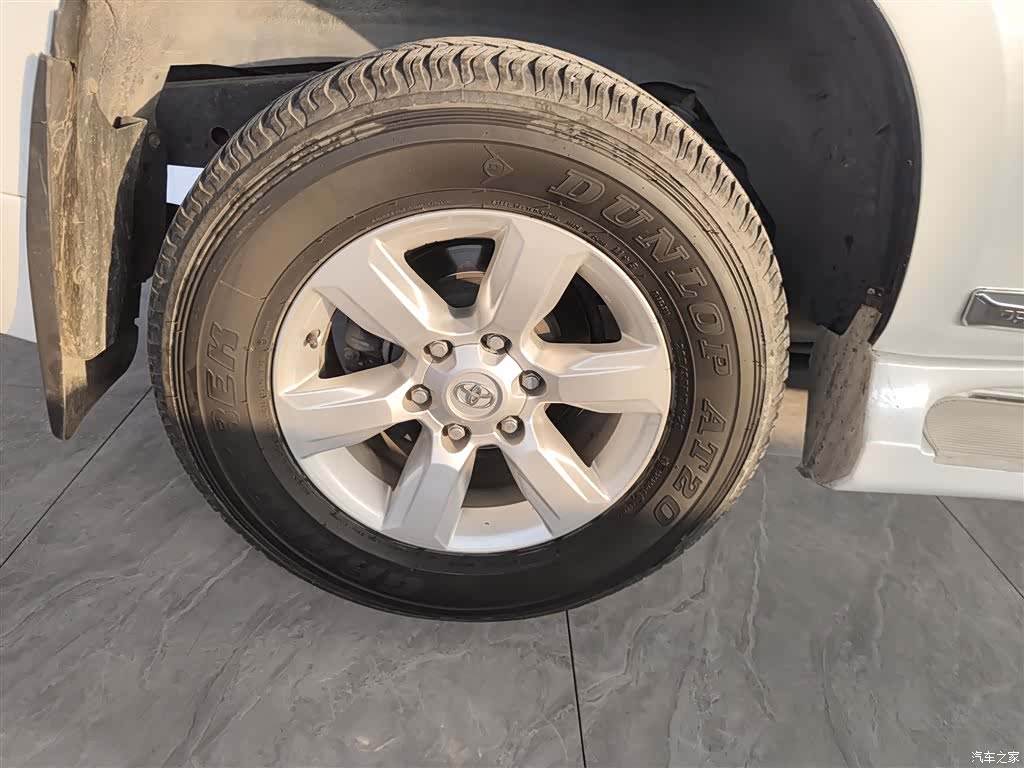 Toyota Prado, 2015 26