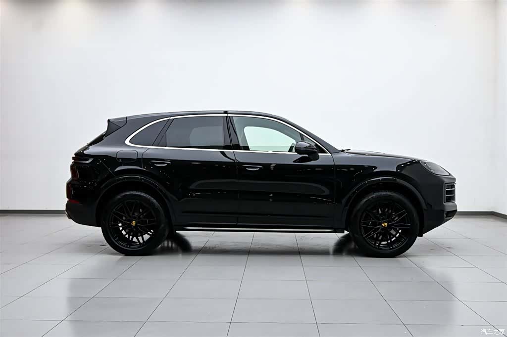 Porsche Cayenne, 2025 6
