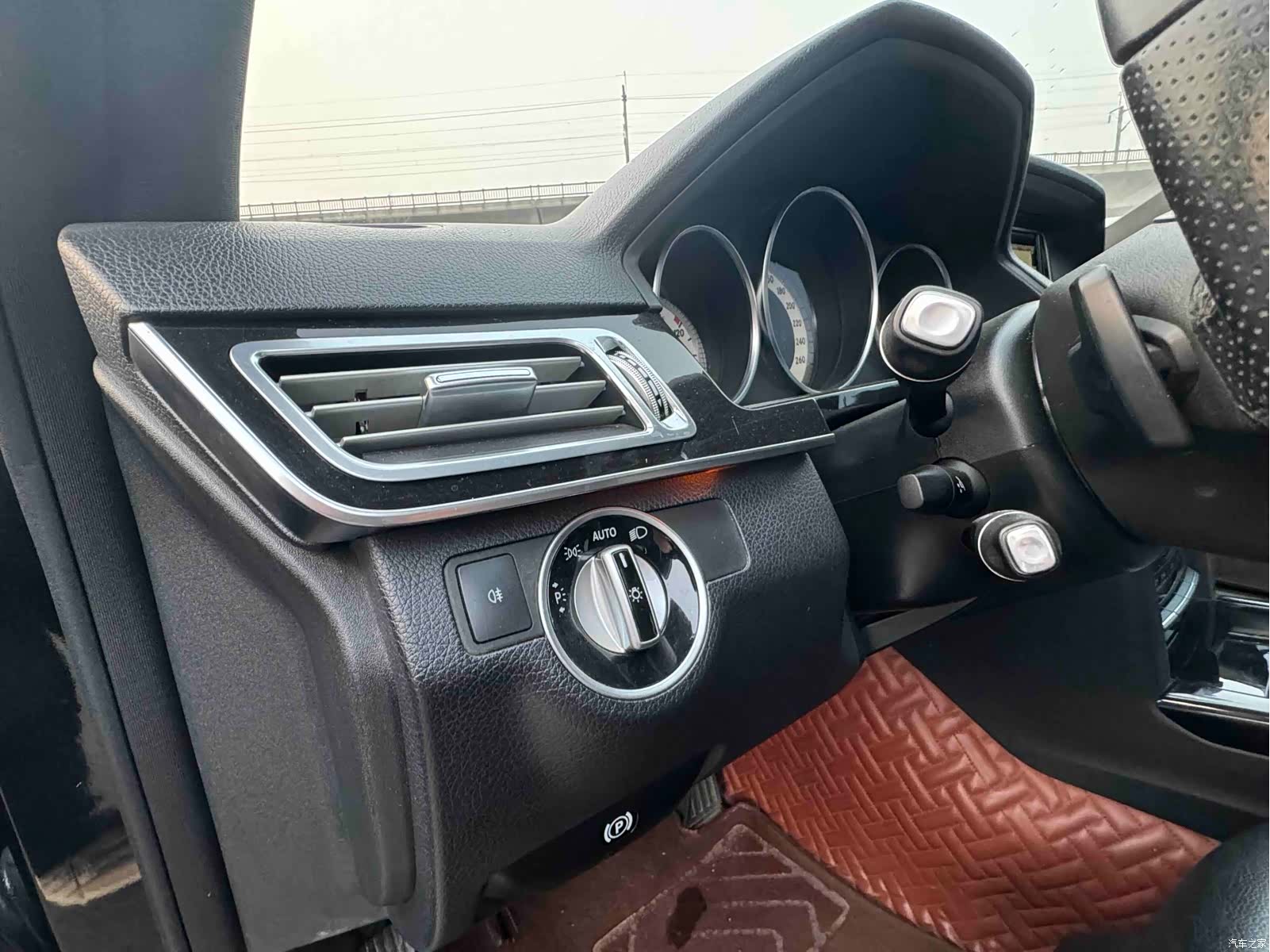 Mercedes-Benz E-Class, 2014 11
