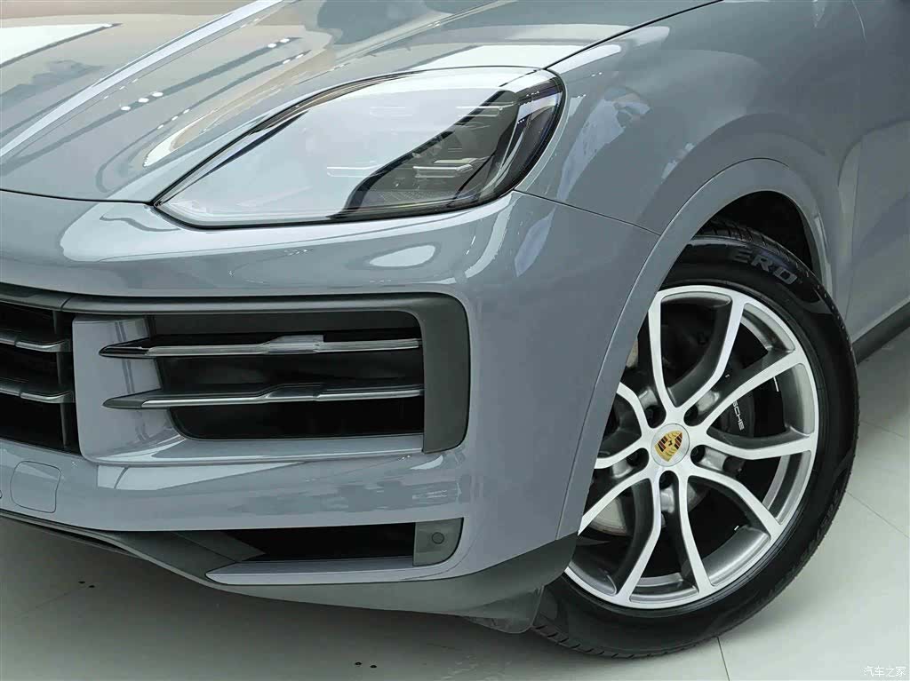 Porsche Cayenne, 2024 25