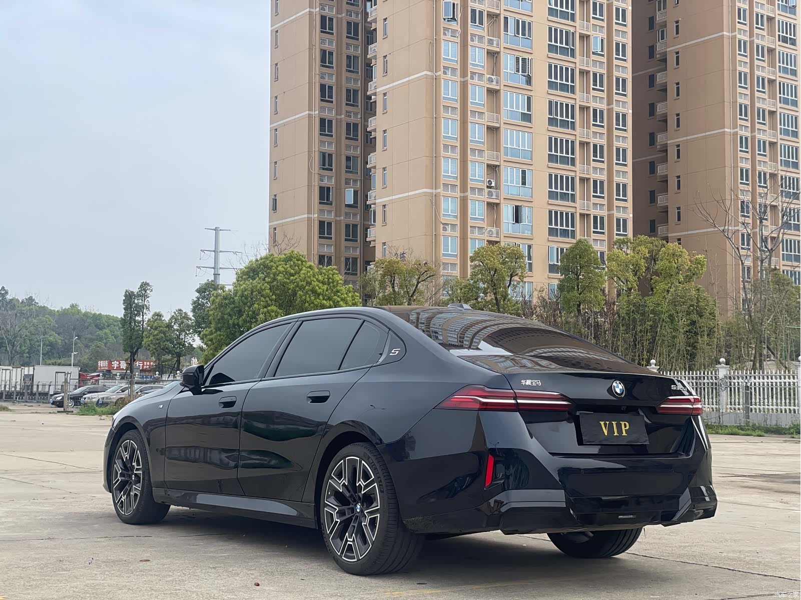 BMW 5 Series, 2025 12