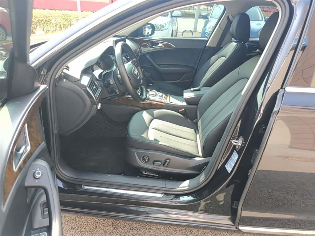 Audi A6L, 2015 15