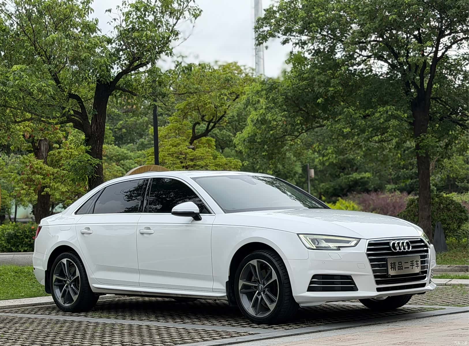 Audi A4L, 2018 3