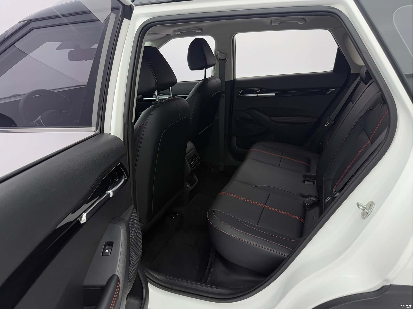 Kia KX3, 2021 14