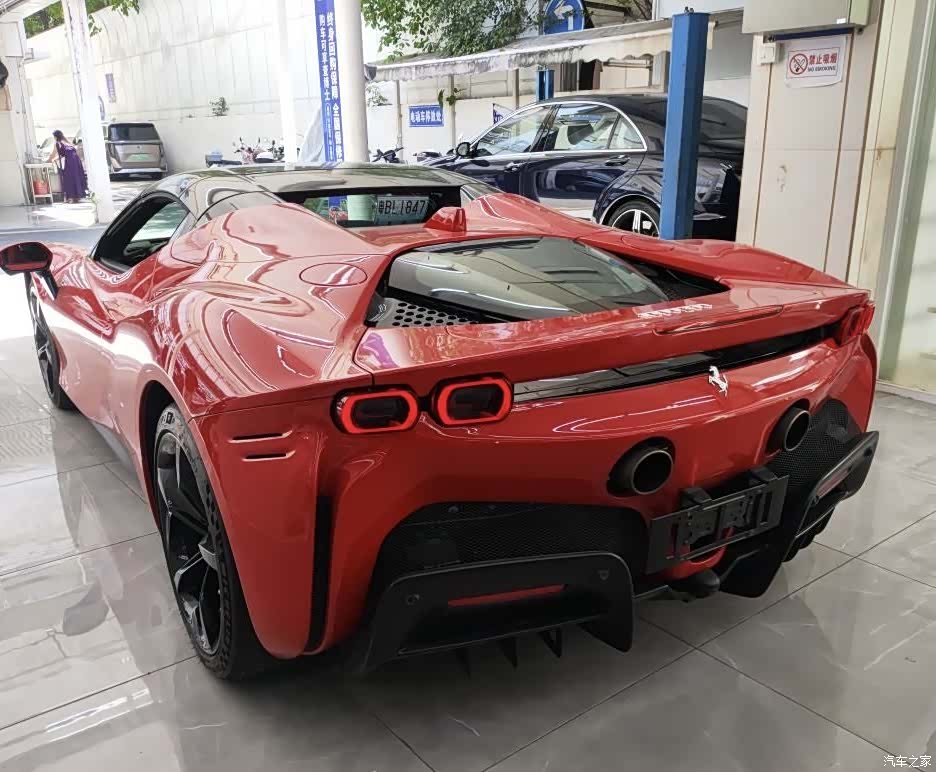 Ferrari SF90, 2023 3