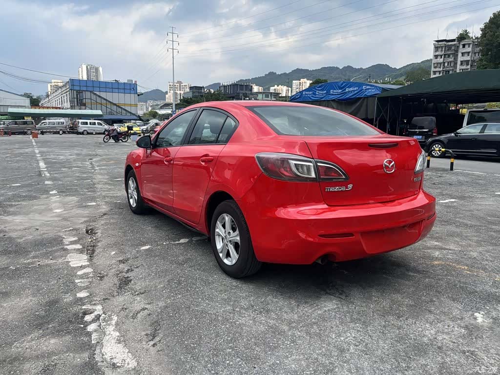 Mazda 3, 2013 9