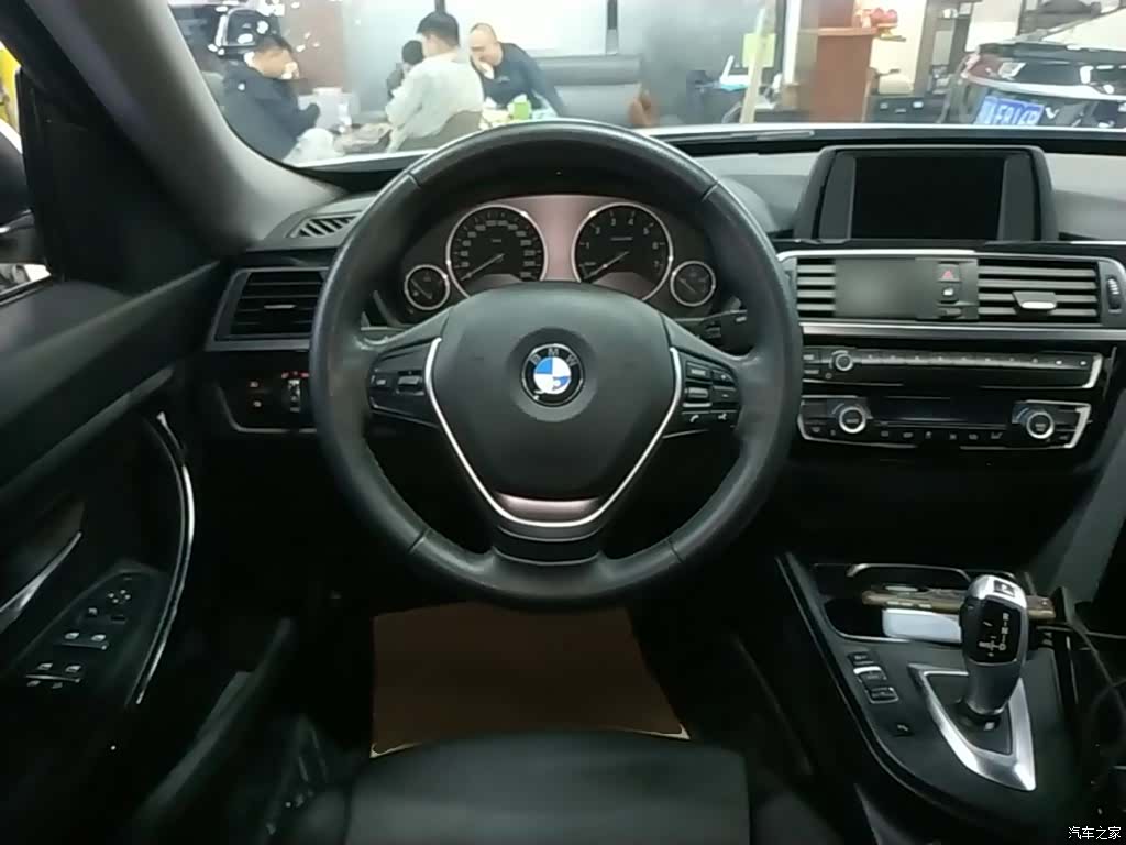 BMW 3 Series, 2017 11