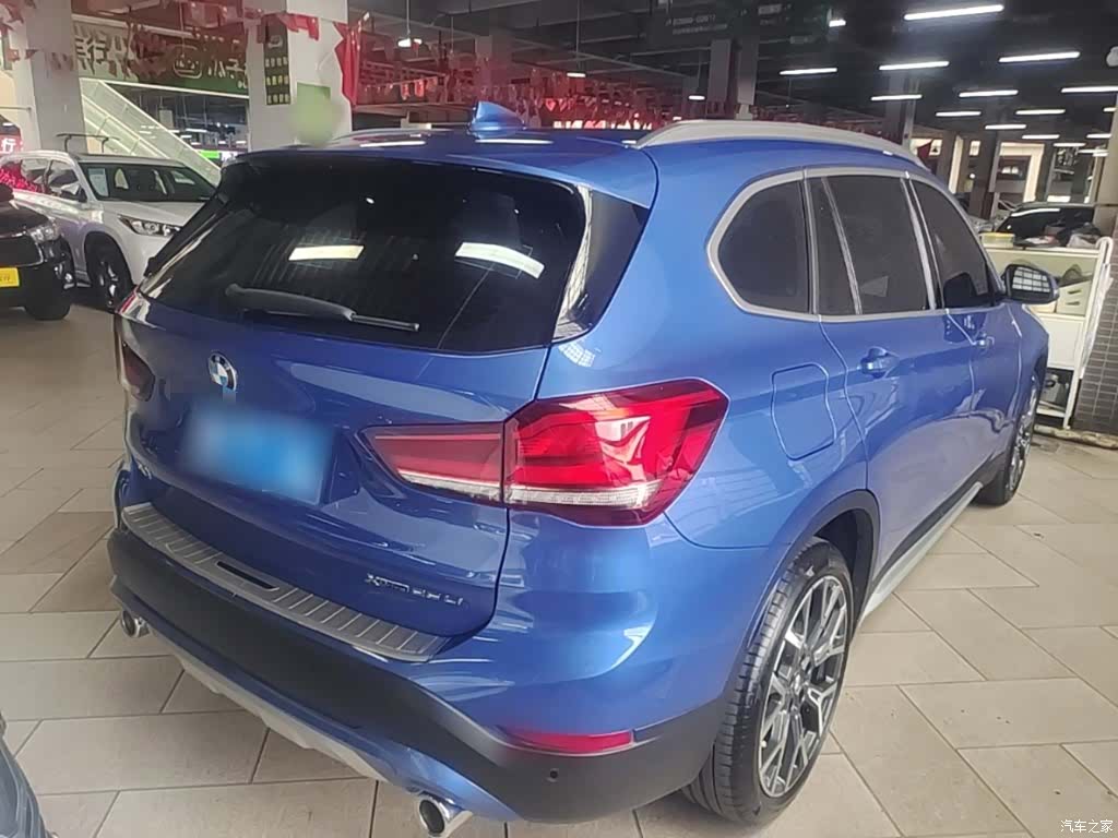 BMW X1, 2020 все фото