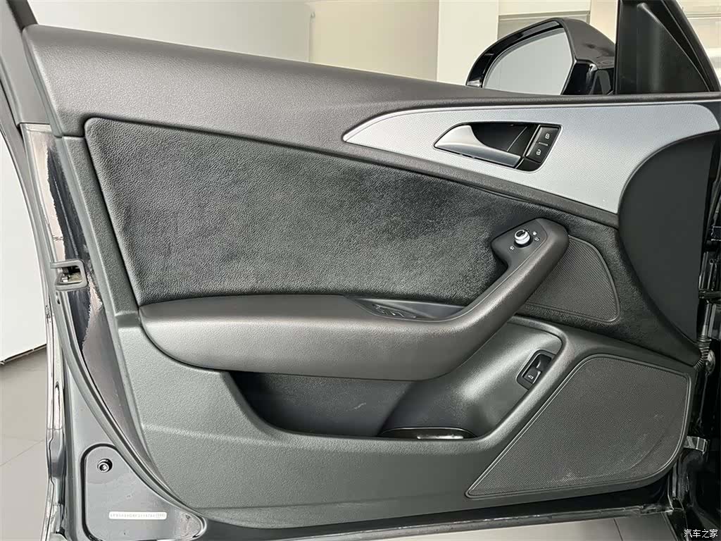Audi A6L, 2016 14