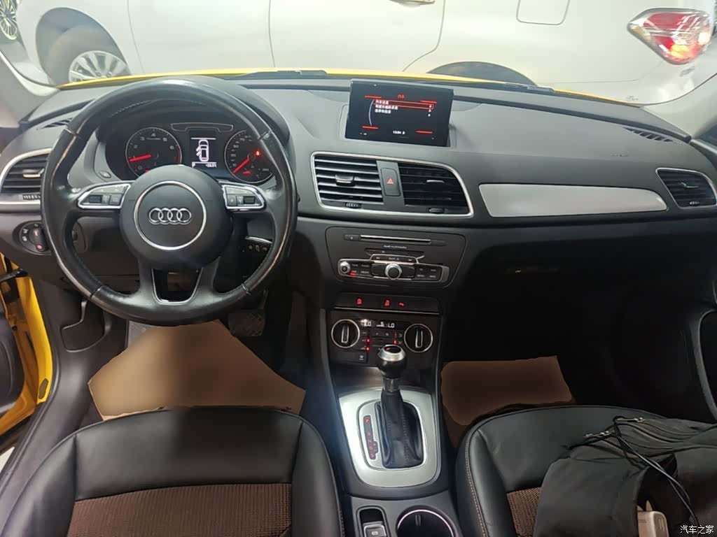 Audi Q3, 2018 10