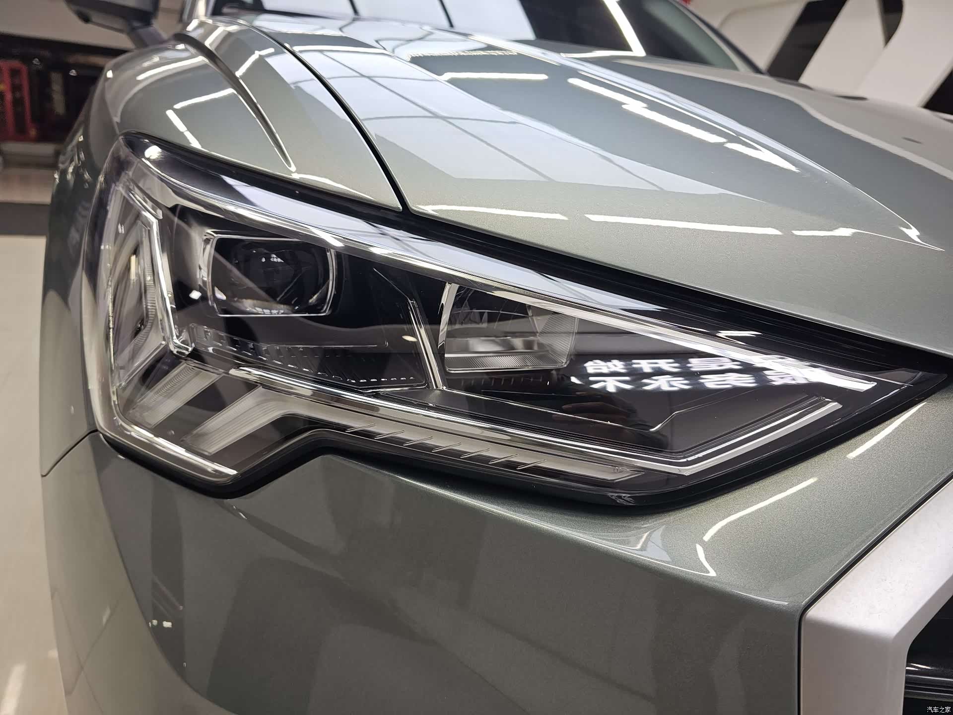 Audi Q3, 2022 12