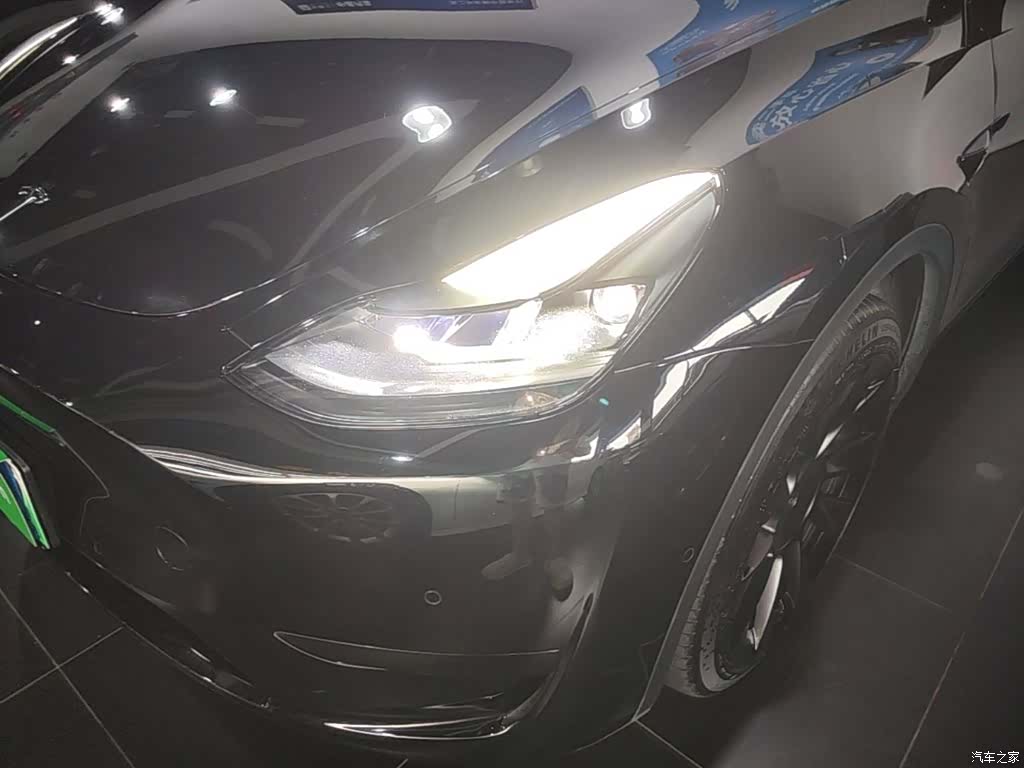 Tesla Model Y, 2022 24