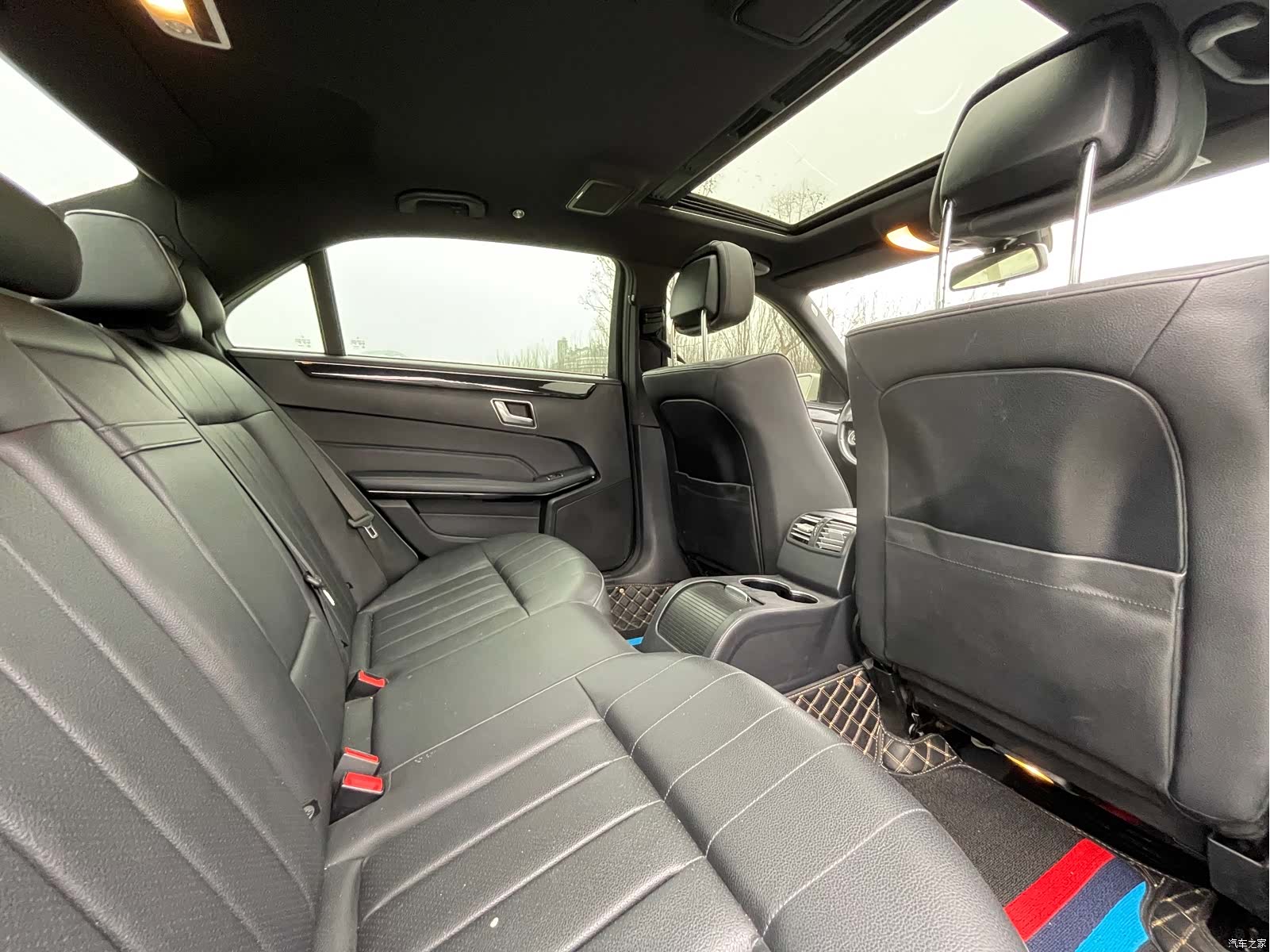 Mercedes-Benz E-Class, 2015 11