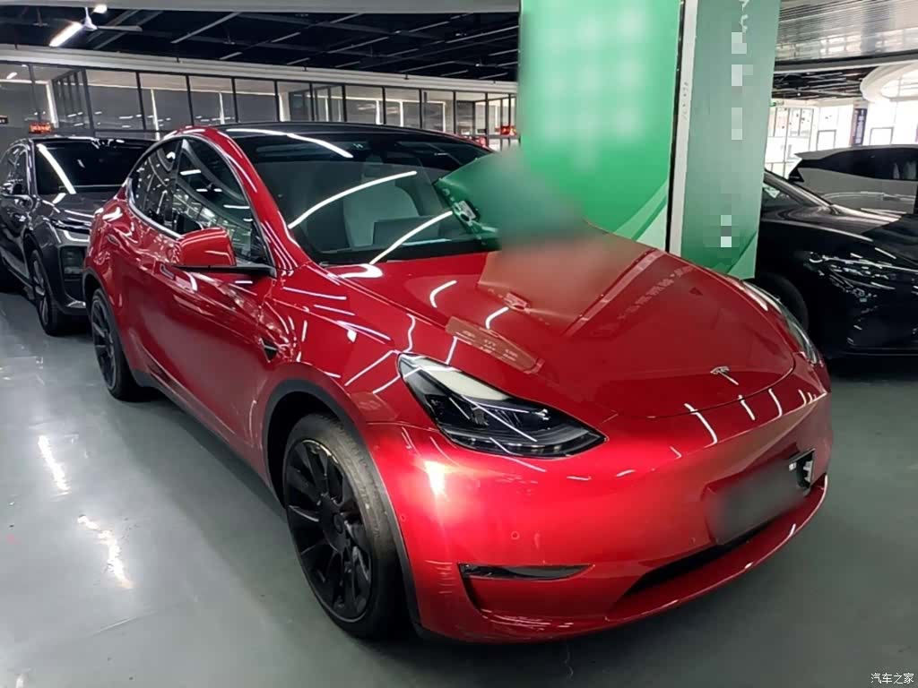 Tesla Model Y, 2022 4