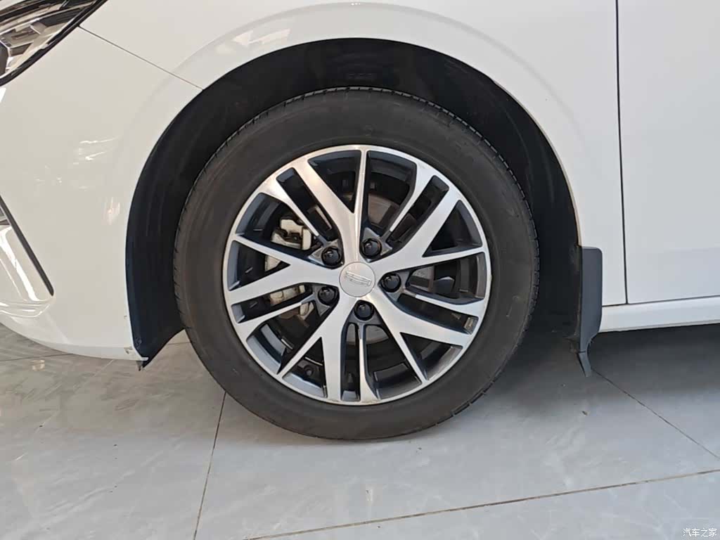 Geely Emgrand, 2024 23