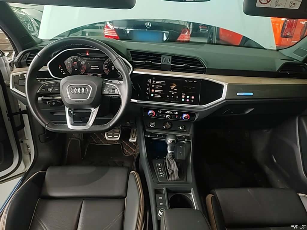 Audi Q3, 2024 10