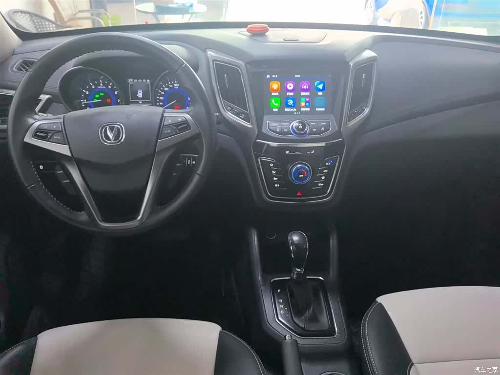 Changan CS35, 2018 10