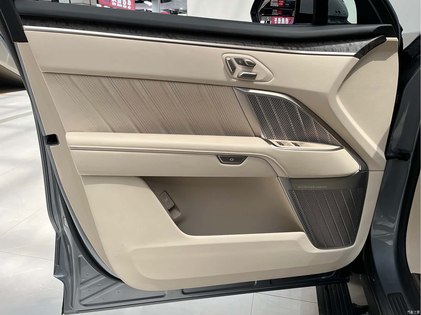 NIO L90, 2025 6