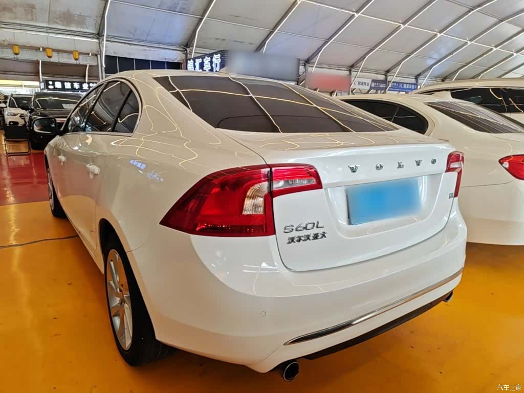Volvo S60, 2016 все фото