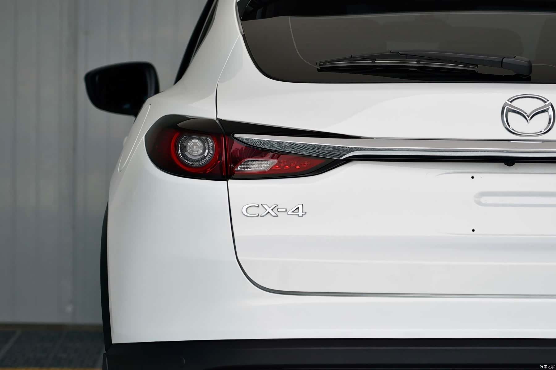 Mazda CX-4, 2023 8