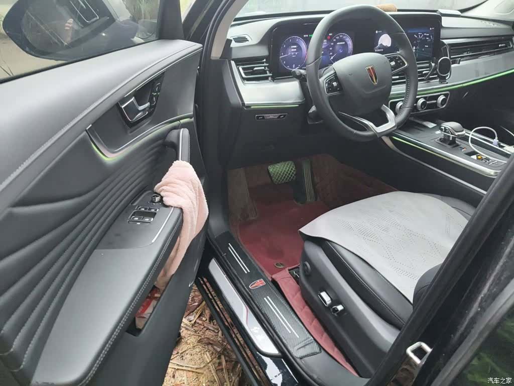 Hongqi HS5, 2024 14