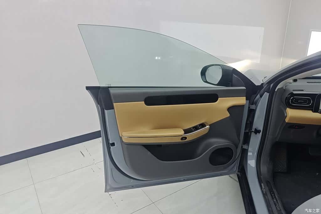 Leapmotor C01, 2024 7