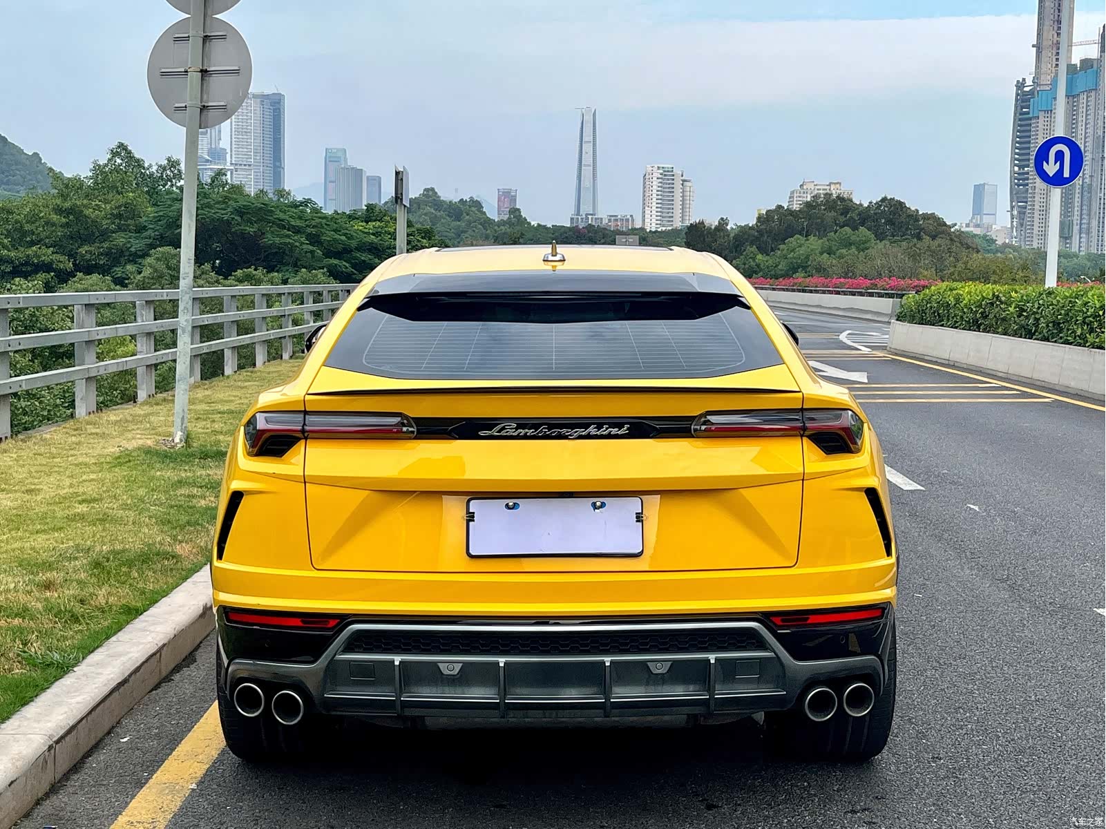 Lamborghini Urus, 2021 все фото