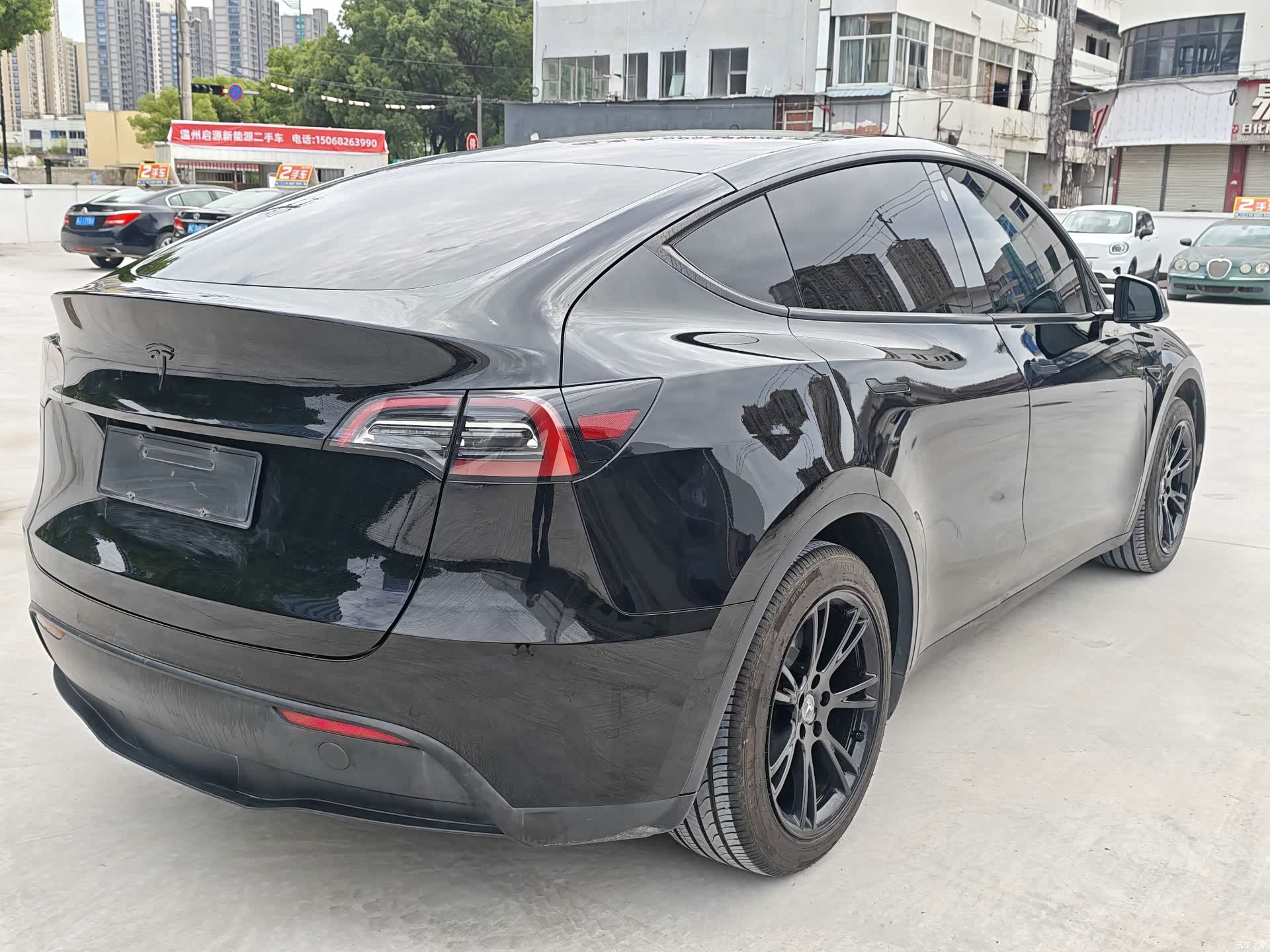 Tesla Model Y, 2022 6