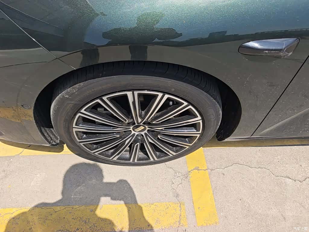 Geely 8, 2025 23