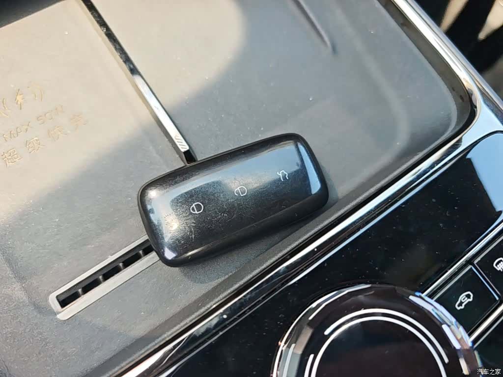 Geely 8, 2025 9