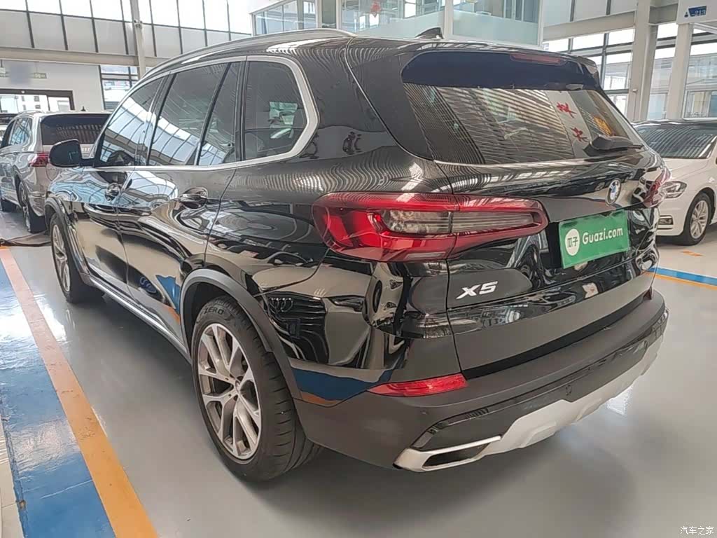 BMW X5, 2020 все фото
