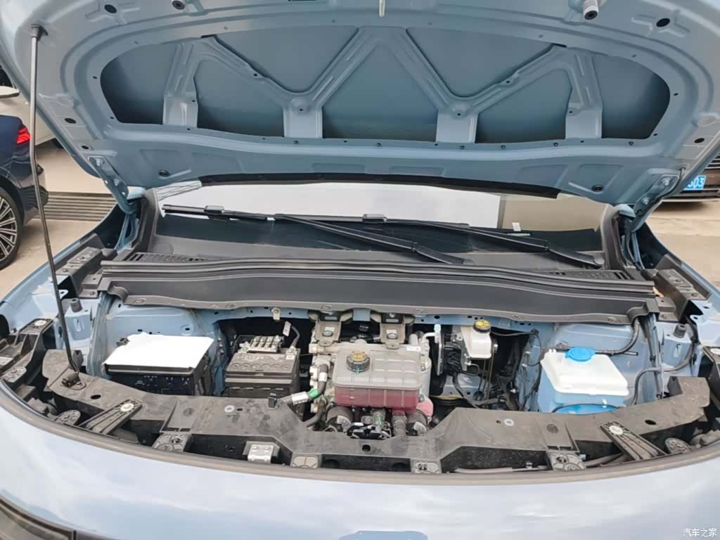 Leapmotor B10, 2025 20